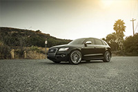 2014 Panther Black Crystal Audi SQ5